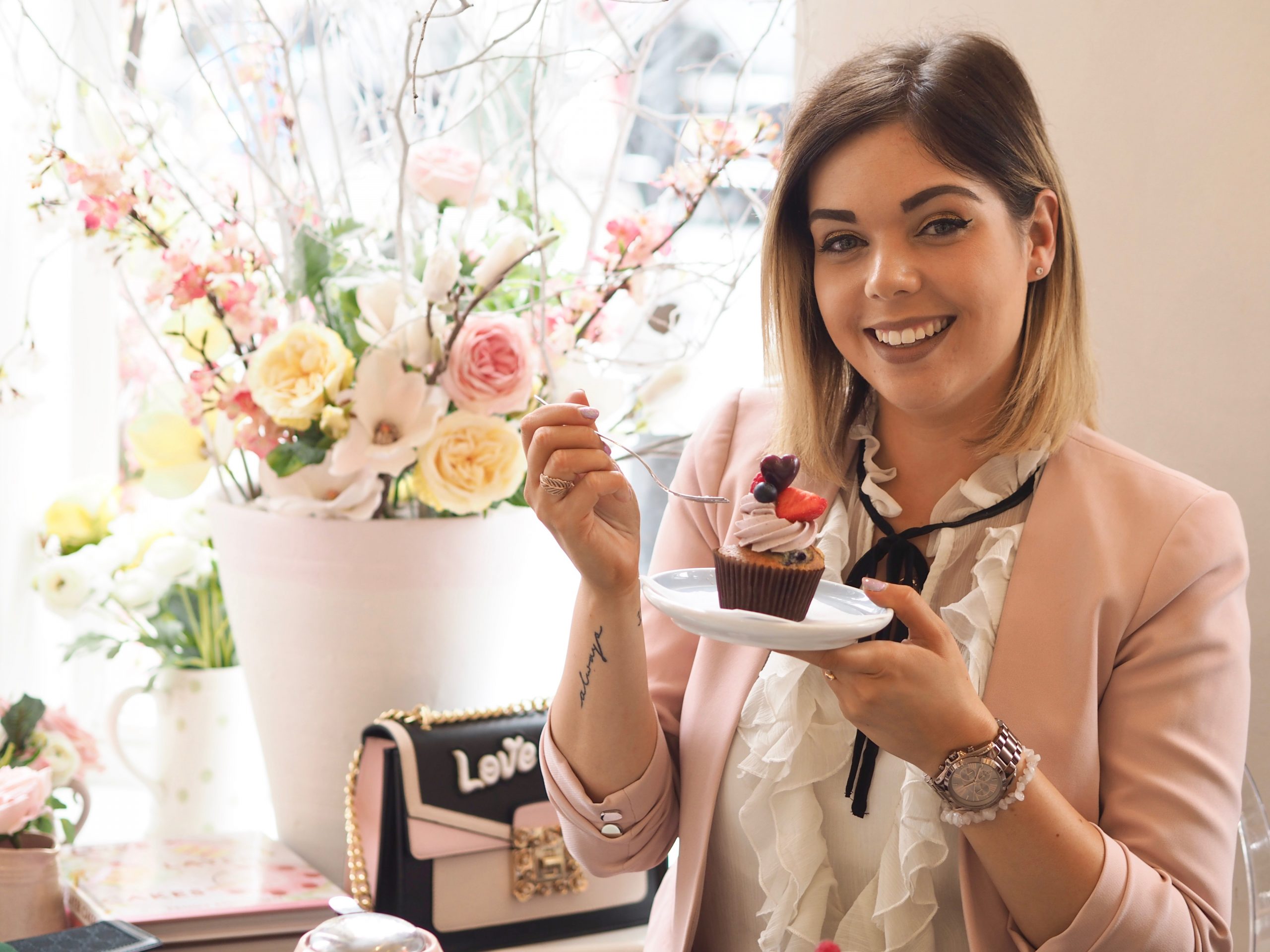 A WEEKEND IN LONDON AT THE GET LIT RETREAT - EMMA MUMFORD