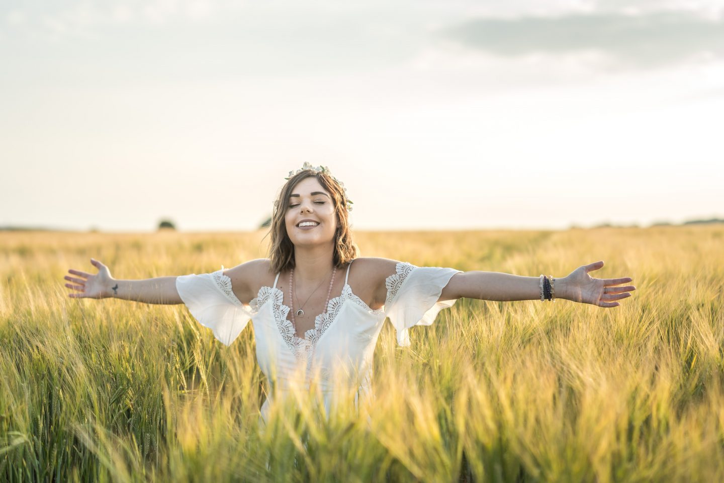 HOW TO LIVE YOUR BEST LIFE - EMMA MUMFORD SPIRITUAL QUEEN